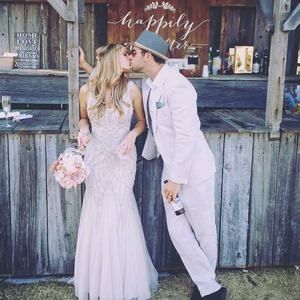 Meet your Posher, Carrie